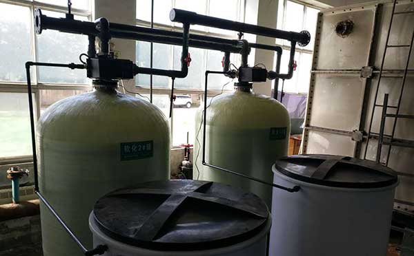 天津某換熱站采購35T雙罐同時運行全自動水處理設備